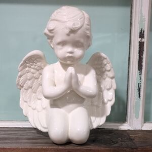 Vintage White Glaze Ceramic Praying Cherub. 7"
